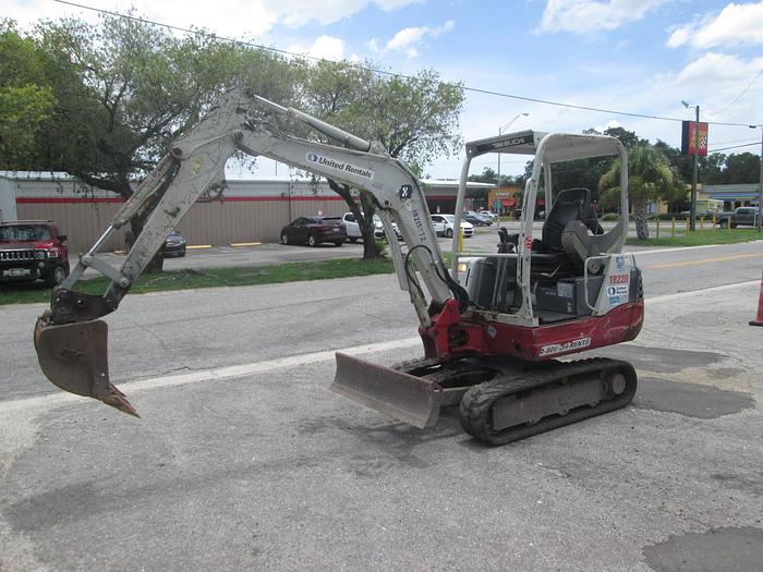 Used 2015 Takeuchi TB228 Mini Excavator