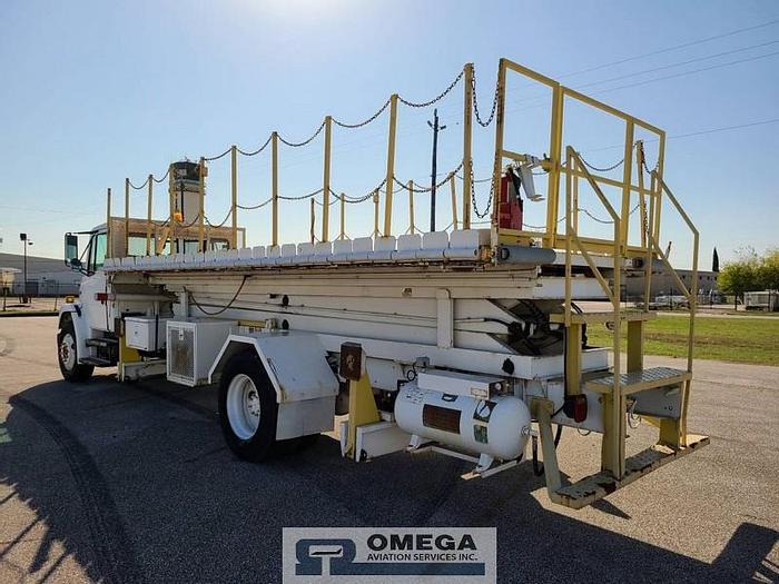 Used 1998 Tesco Freightliner Scissor Lift Truck / Maintenance Lift Truck