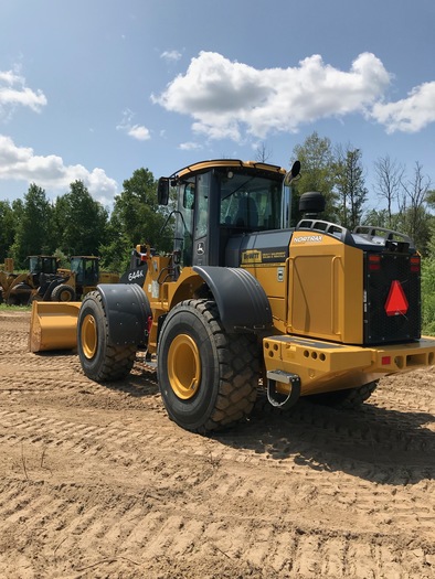 2017 JOHN DEERE 644K