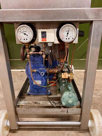 Used TECHNOHOY MF50 LABORATORY FREEZER