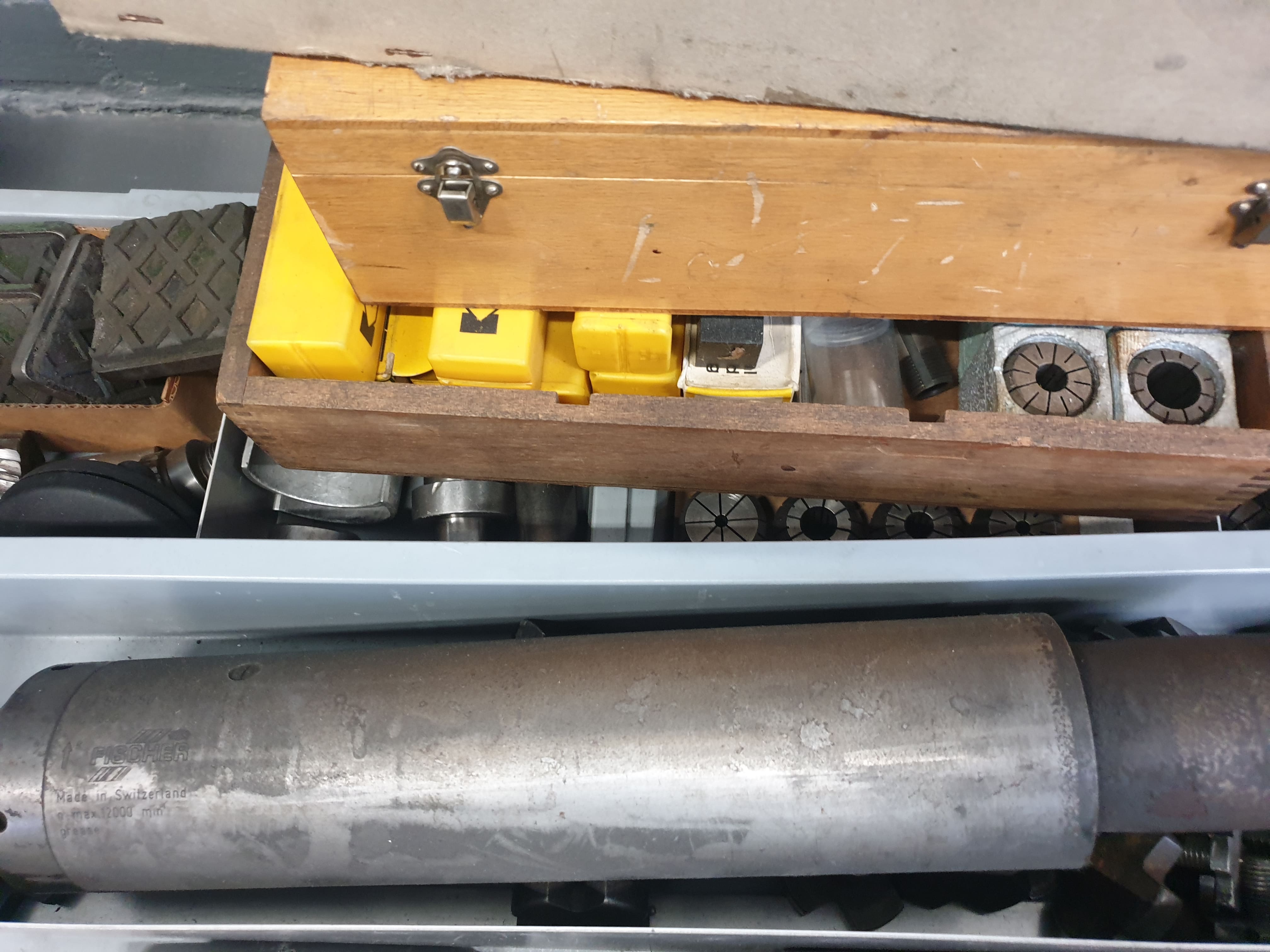 Used Schutte WU32 - Grinding - 1984