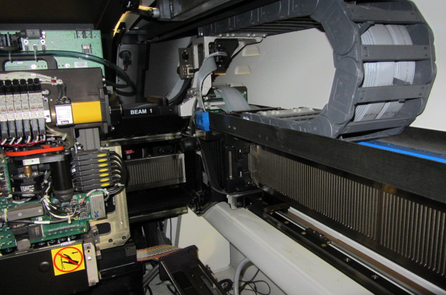 Used Universal Genesis G14  Pick & Place machine