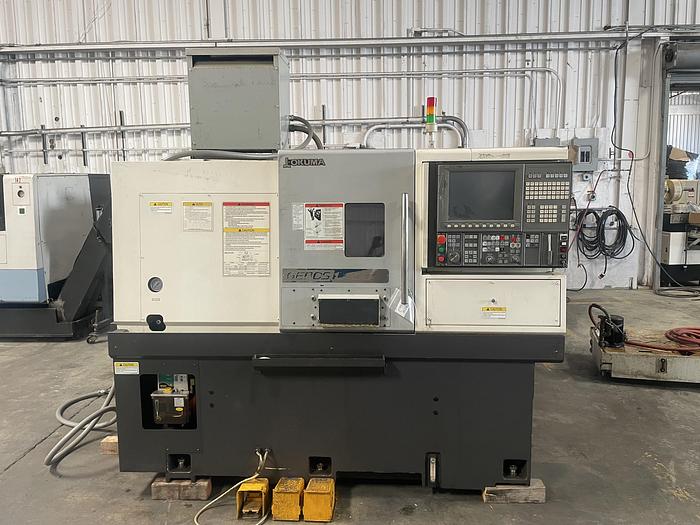 Used 2016 OKUMA Genos L 400 CNC Lathe with TailStock & Tool Presetter