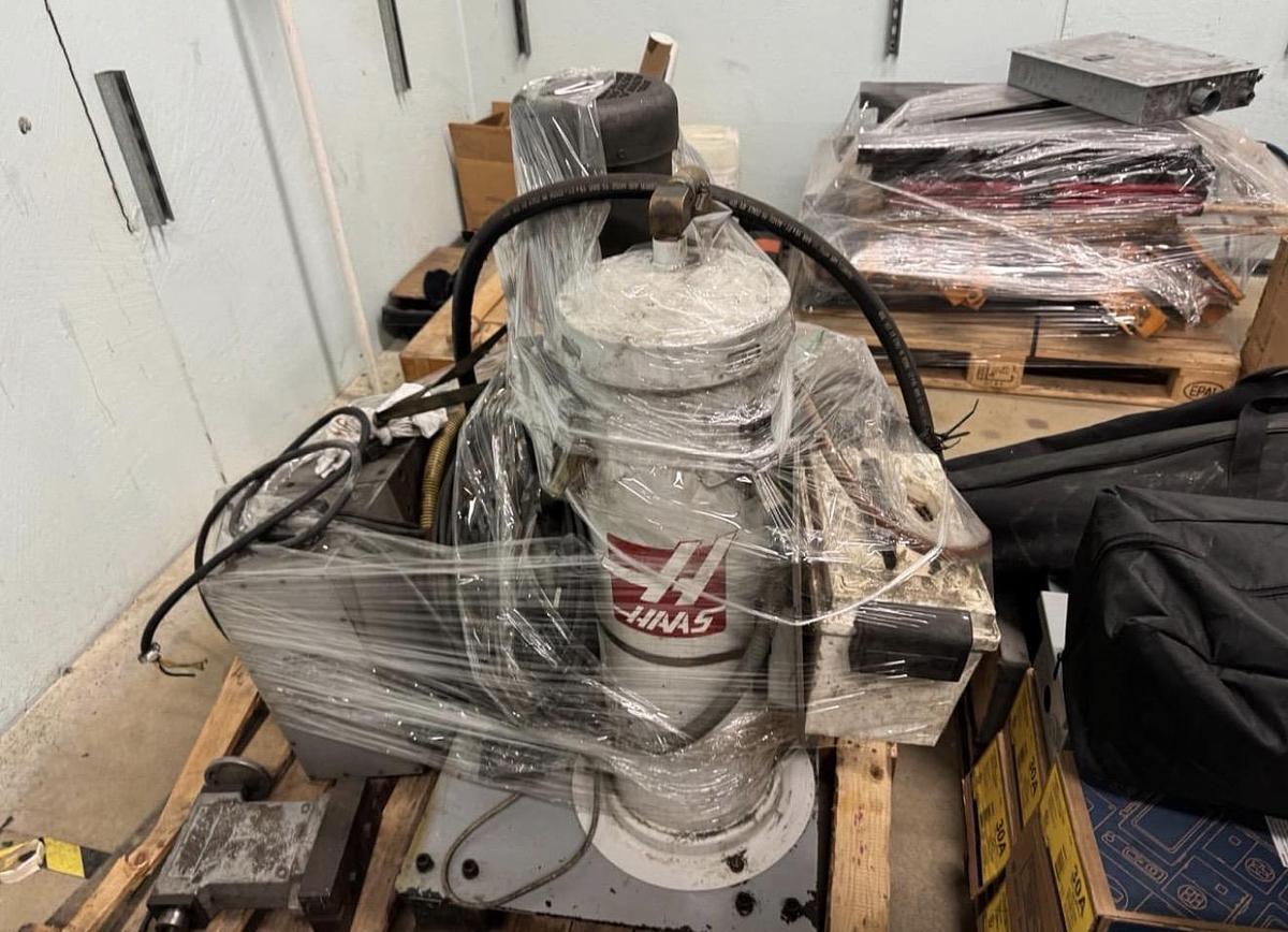 Used 2005 HAAS VF-5XT 4-Axis CNC Vertical Machining Center