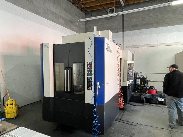 Used 2013 HYUNDAI WIA HS4000I 4-Axis Horizonta Machining Center with Pallet Changer