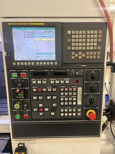 Used 2015 HYUNDAI WIA F400 12,000 RPM CNC Vertical Machining Center ***Low Hours***