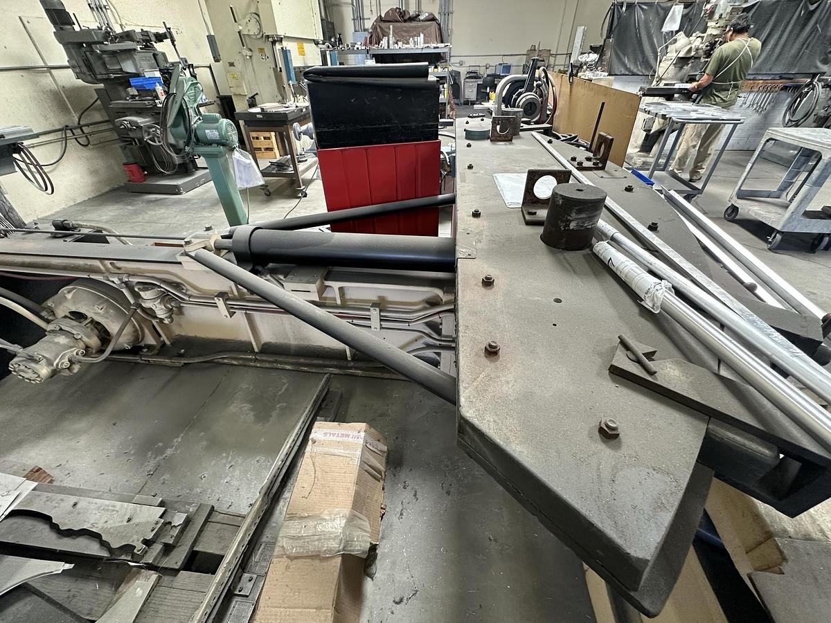 Used Hufford A-10 Stretch Forming Machine