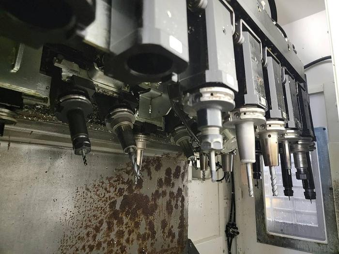 Used 2020 OKUMA Genos M460VE 4-Axis CNC Vertical Machining Center