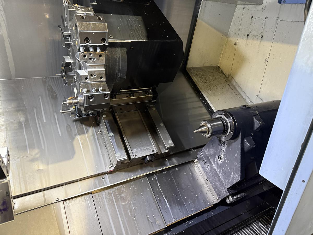 Used 2021 DOOSAN PUMA GT2600 CNC Lathe Tool Pre Setter Tailstock