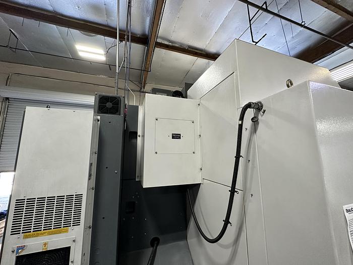 Used 2010 YCM XV1020A CNC Vertical Machining Center