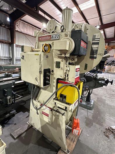 Used NIAGRA 22 Ton A-22 OBI Press