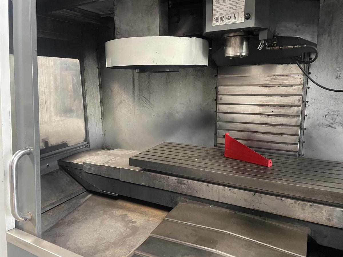 Used 2014 HAAS VF-5XT CNC Vertical Machining Center