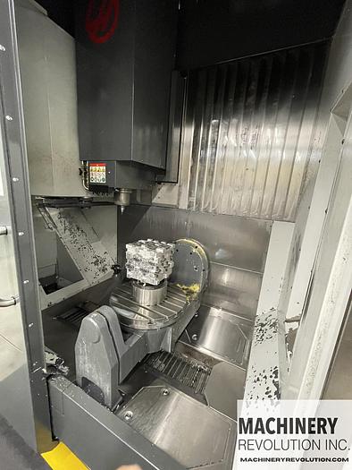 Used 2018 HAAS UMC 750SS 5-Axis CNC Vertical Machining Center with WIPS / TSC / HSM / 15,000RPM Low Hours