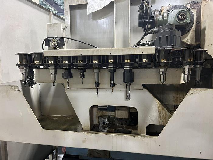 Used 2000 MAZAK VTC-200C 4-Axis CNC Machining Center
