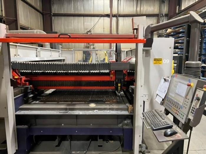 Used 2004 BYSTRONIC BYSPRINT 3015 CO2 LASER