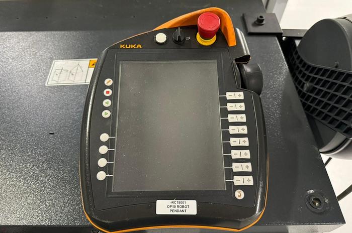 Used 2020 KUKA Robotic Adhesive Work Cell KR60-3 6-Axis Robot