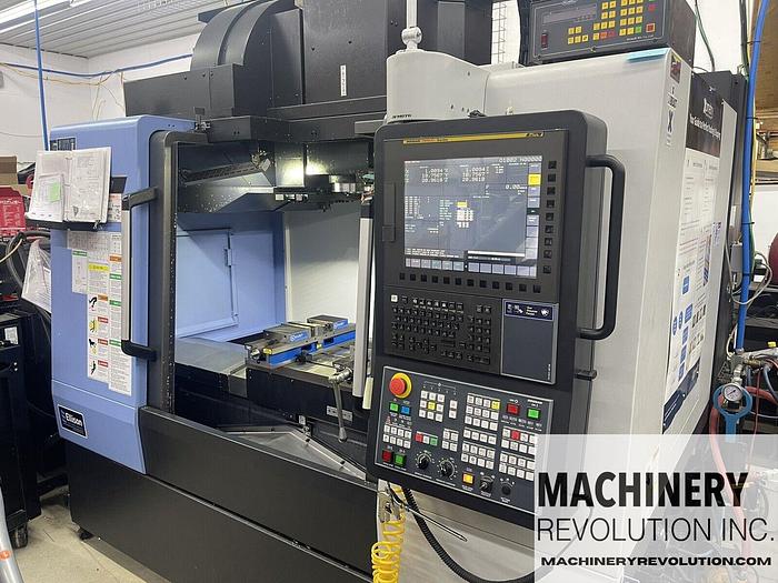 Used 2021 DOOSAN DNM 4500 12,000RPM 4-Axis CNC Vertical Machining Center with Fanuc M-10iA Automation  ***Low Hours***