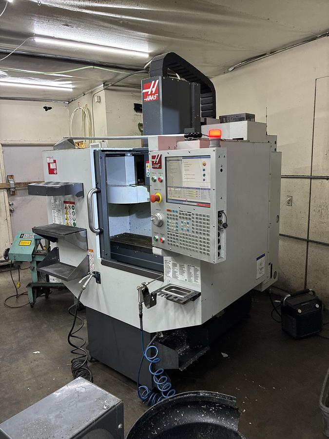 Used 2019 HAAS Mini Mill Like Brand New Only 567 Feed Cutting Hours