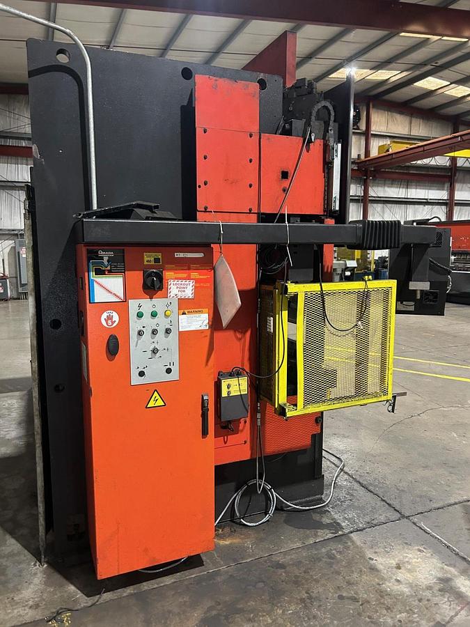 Used 1998 AMADA HFB 2204 14' Press Break
