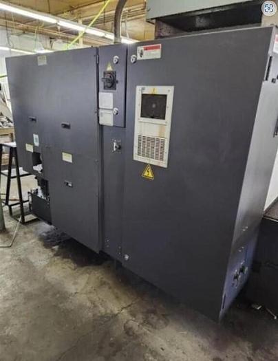 Used 2016 OKUMA Genos L 400 CNC Lathe with TailStock / Automatic Tool Presetter