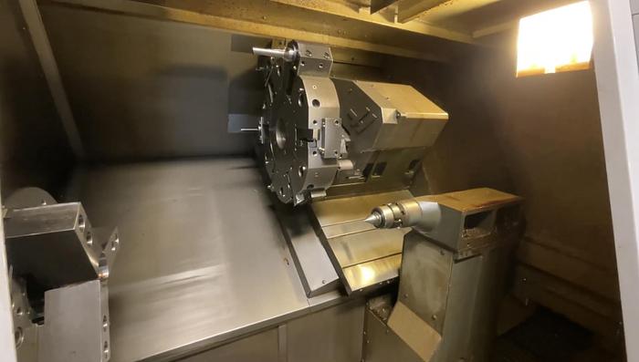 Used 2011 HAAS SL-40 CNC Turning Center with Live Tooling / C-Axis / Programmable Tailstock