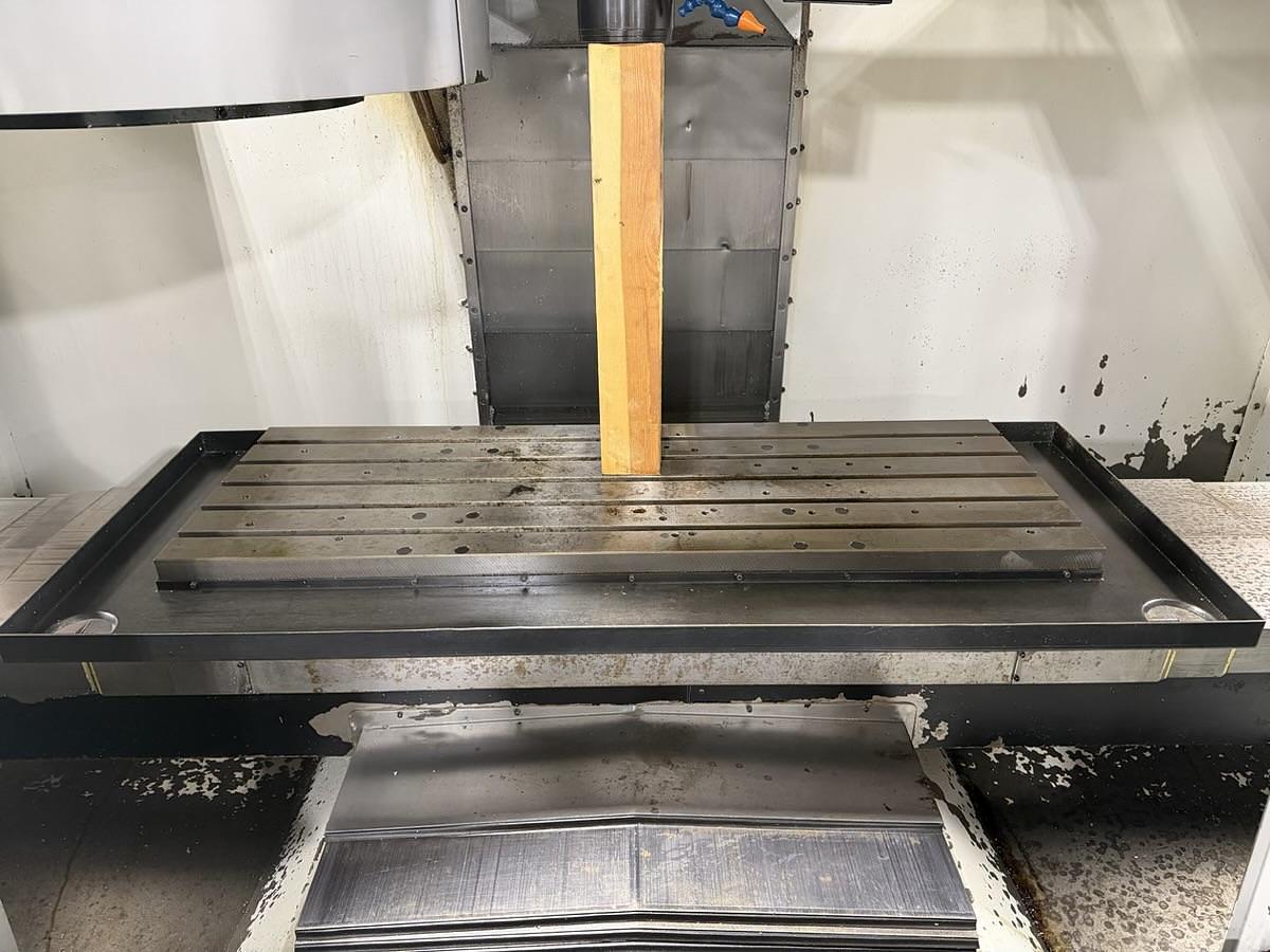 Used 1997 HAAS VF-4 CNC Vertical Machining Center