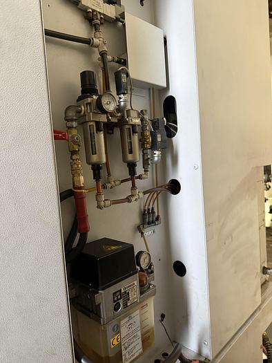 Used 2006 Mori Seiki Duravertical 5100 CNC Vertical Machining Center