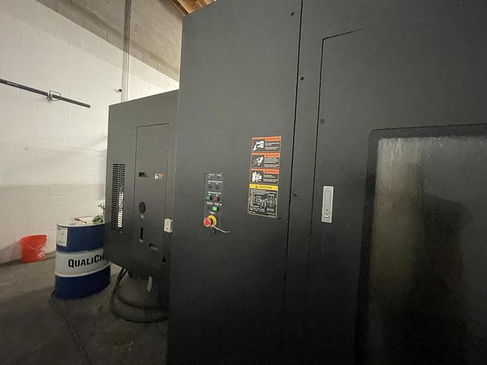 Used 2013 HYUNDAI WIA HS4000I 4-Axis Horizonta Machining Center with Pallet Changer