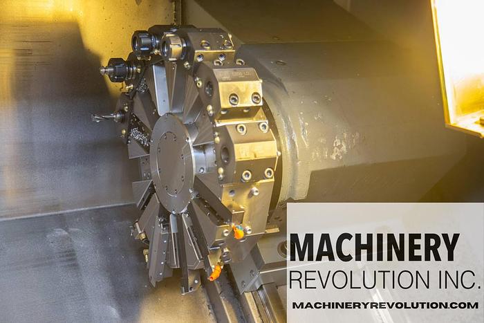 Used 2010 HAAS HAAS ST-20 CNC Lathe Turning Center with BarFeeder / PartsCatcher