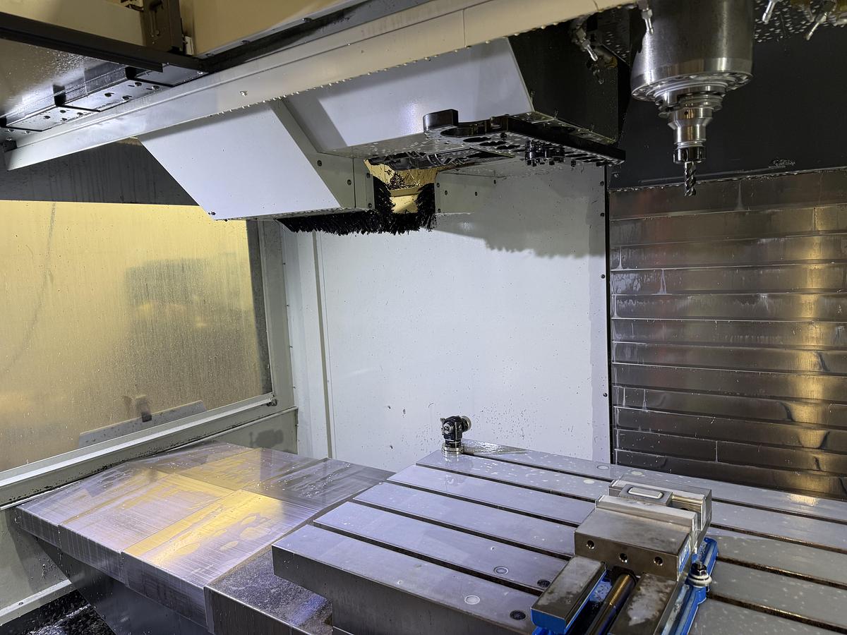 Used 2019 HAAS VF-6 Cat-50 4-Axis CNC Vertical Machining Center ***Only 2,327 Cutting Hours***