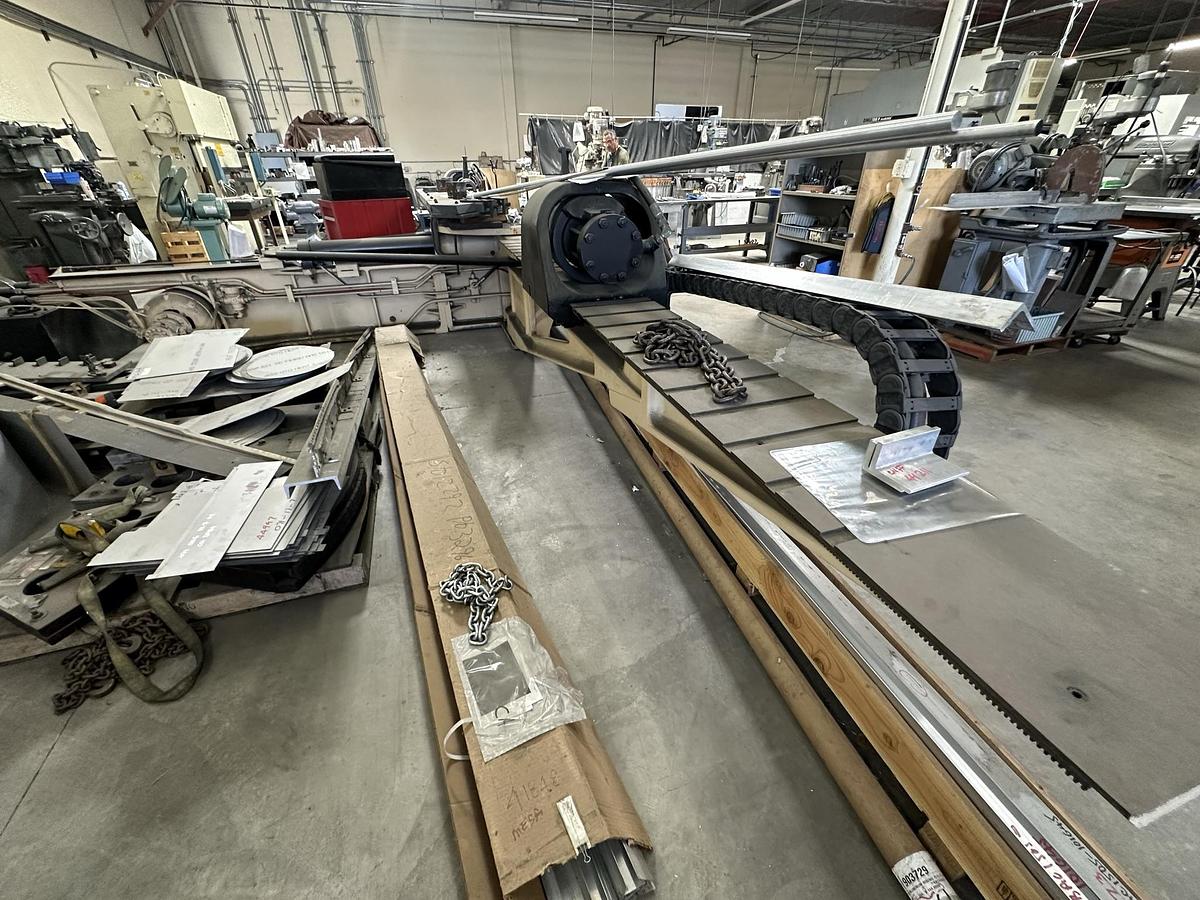 Used Hufford A-10 Stretch Forming Machine