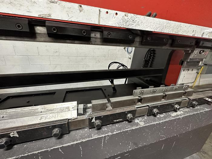 Used 2000 Amada  RG-100 100 Ton CNC Press Brake