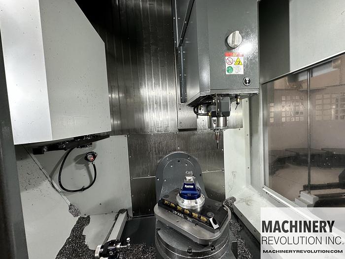 Used 2022 HAAS UMC-500SS Pallet Pool 5-Axis 12,000 RPM Spindle CNC Vertical Machining Center ***Like New 80 Cutting Hours***