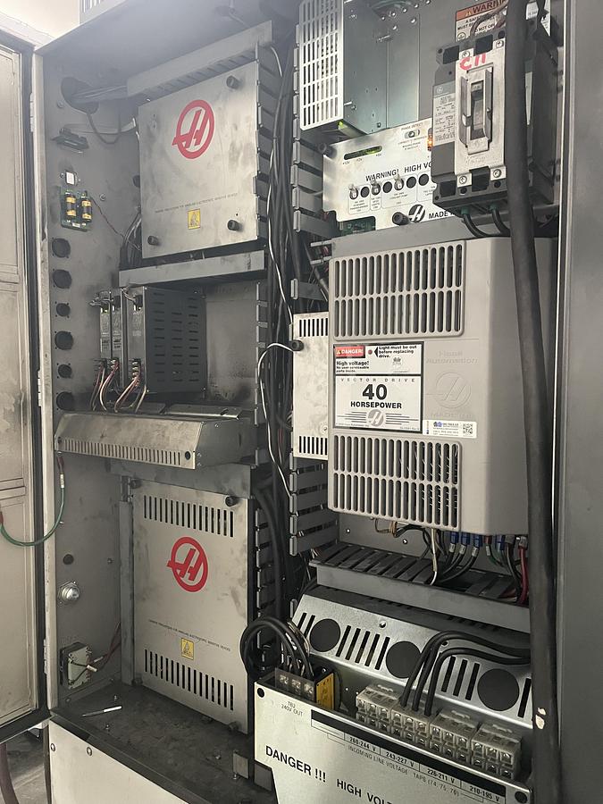 Used 2014 HAAS VF-5XT CNC Vertical Machining Center