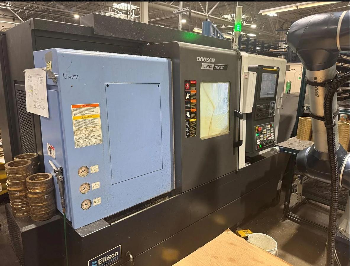 Used 2021 DOOSAN Lynx 2100LSYB CNC Lathe Livetooling / C-Axis / SubSpindle / Y-Axis