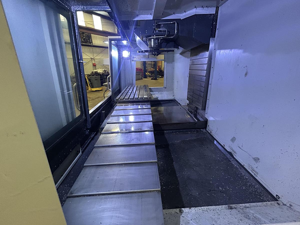 Used 2019 HAAS VF-5XT CNC Vertical Machining Center Like Brand New Low Hours