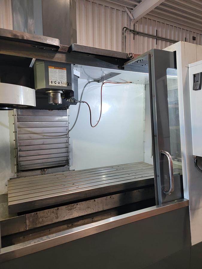 Used 2014 HAAS VF-5XT CNC Vertical Machining Center