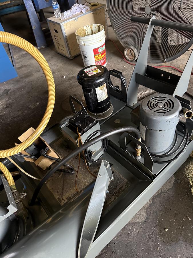 Used 2011 HAAS VM-3 12,000 RPM CNC Vertical Machining Center