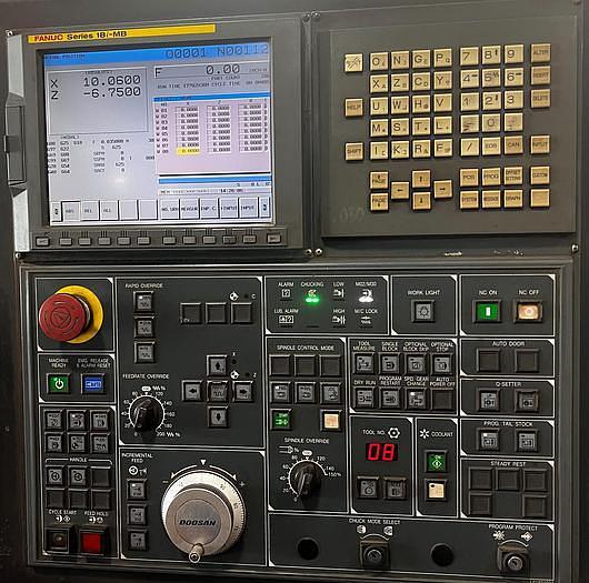 Used 2007 DOOSAN 300C CNC Turning Center