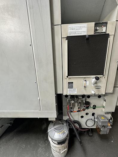 Used 2005 Mori Seiki DuraCenter 5 CNC Vertical Machining Center