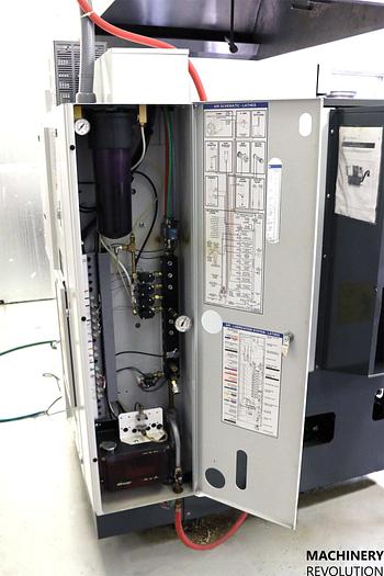 Used 2016 HAAS ST-15 CNC Turning Center With Tailstock / LiveTooling / Tool Pre-Setter