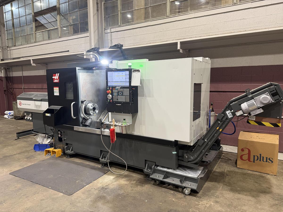 Used 2025 HAAS ST-30 CNC Lathe With Bar Feeder Tailstock Tool PreSetter