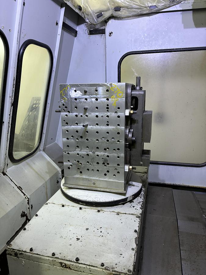 Used 1996 HAAS HS-1 4-Axis Horizontal Machining Center