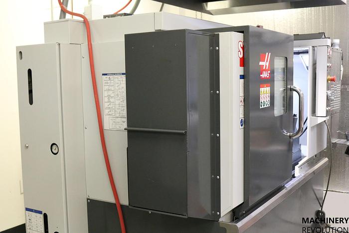 Used 2016 HAAS ST-15 CNC Turning Center With Tailstock / LiveTooling / Tool Pre-Setter