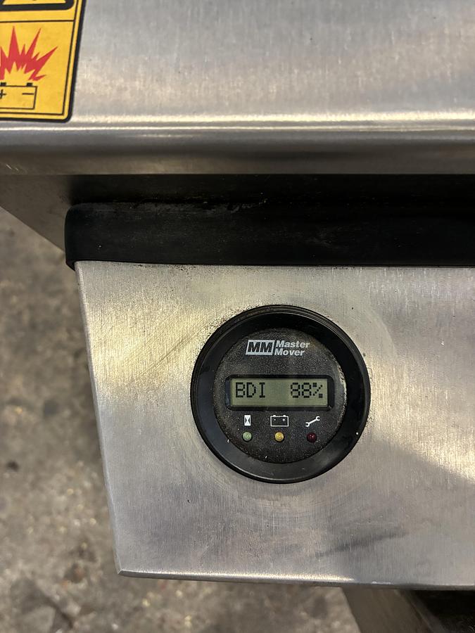 Used 2021 Master Mover MT5 /400+SS Stainless Steel Electric Tugger