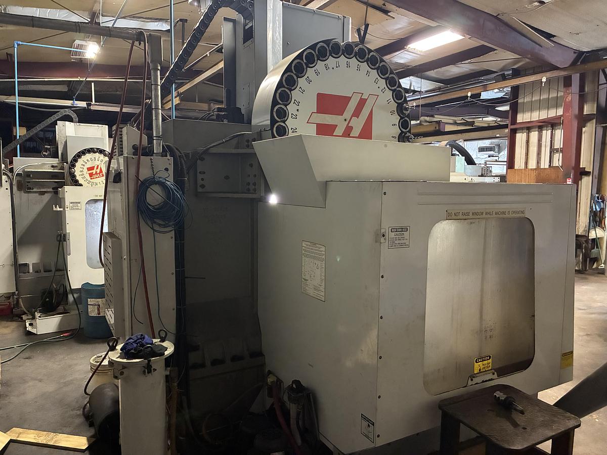 Used 2002 HAAS 2002 HAAS VF-5 Cat-50 XT Vertical Machining Center