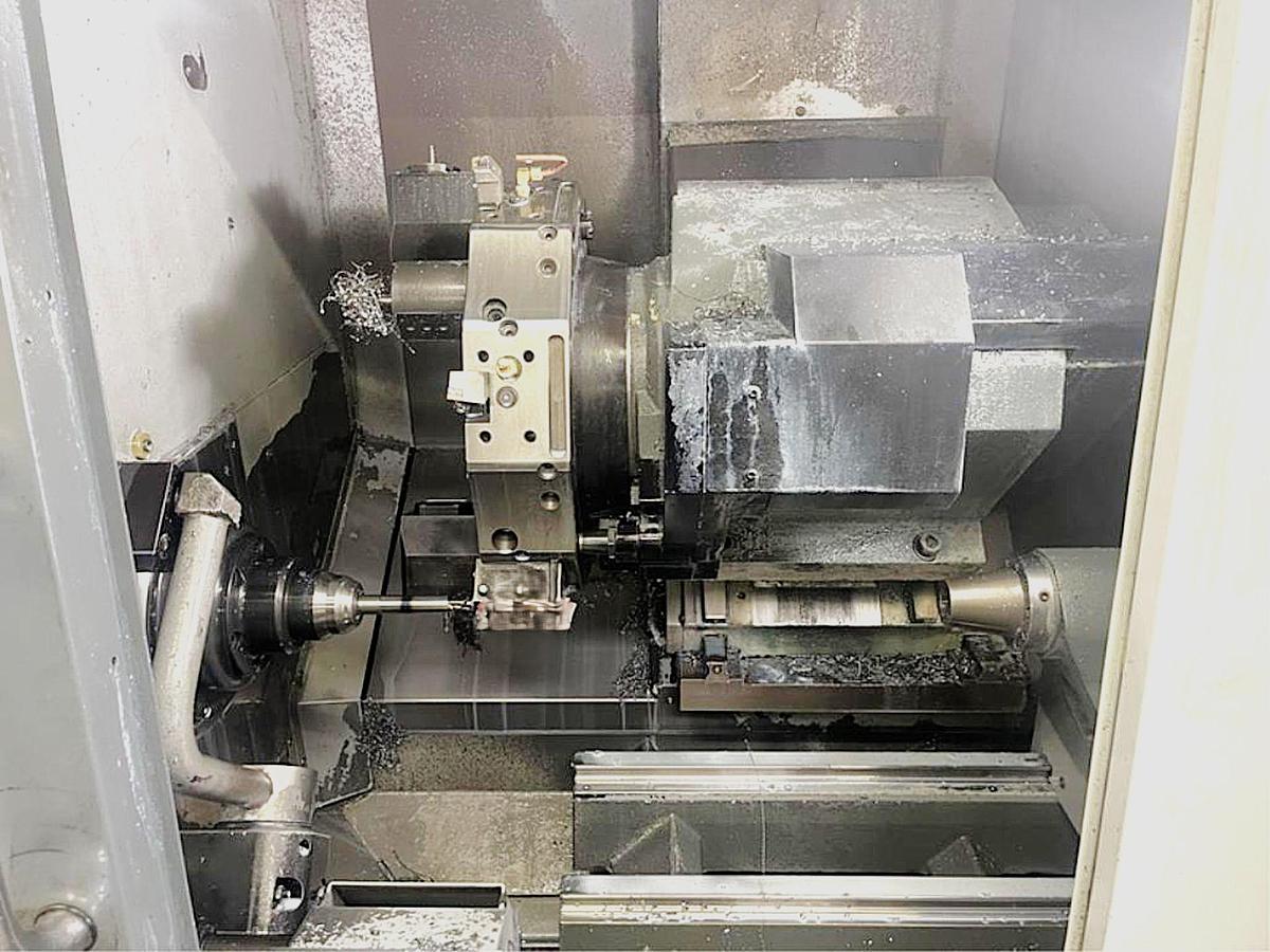 Used 2013 HAAS ST-20Y CNC Turning Center with Y-Axis/Live Tooling/Bar Feeder