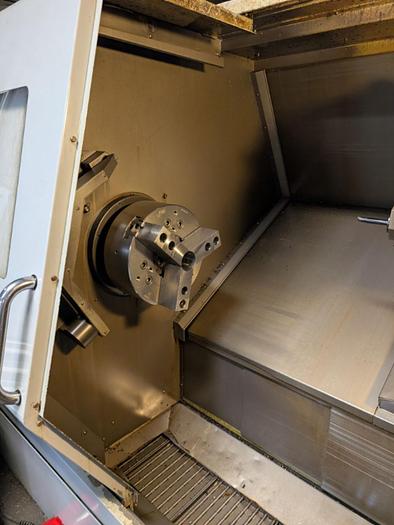 Used 2011 HAAS SL-40 CNC Turning Center with Live Tooling / C-Axis / Programmable Tailstock