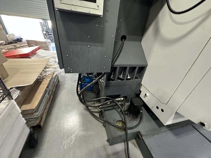 Used 2010 YCM XV1020A CNC Vertical Machining Center