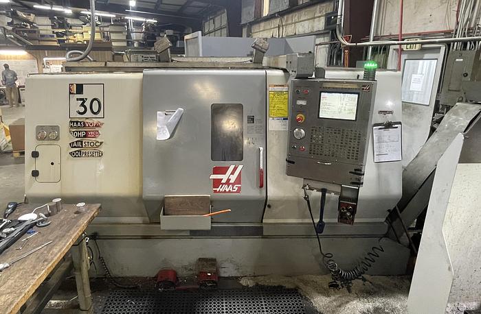 Used 2005 HAAS SL-30T CNC Turning Center With Hydraulic Tailstock and Tool Pre-Setter